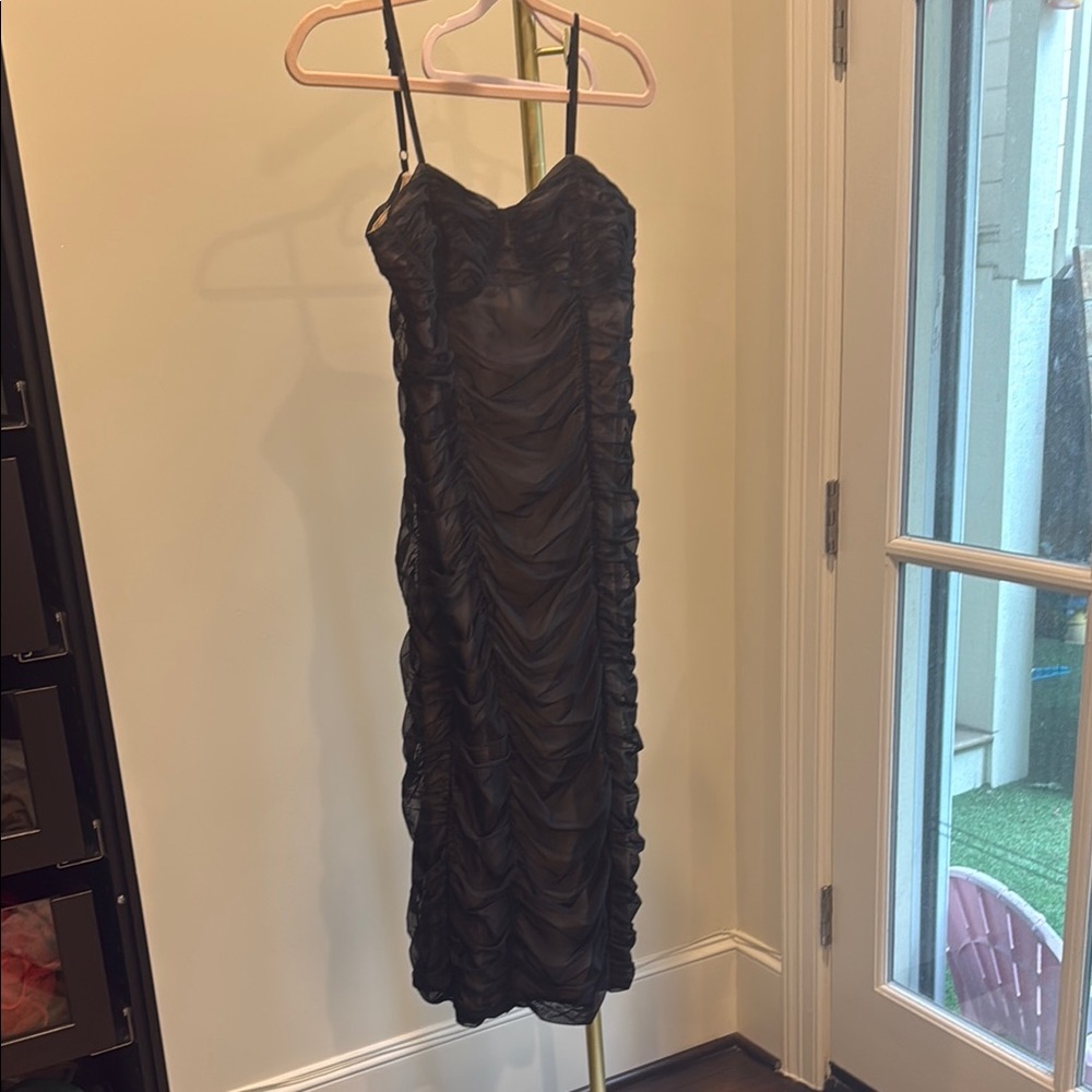 Miss Circle Elegant Black Ruched Dress